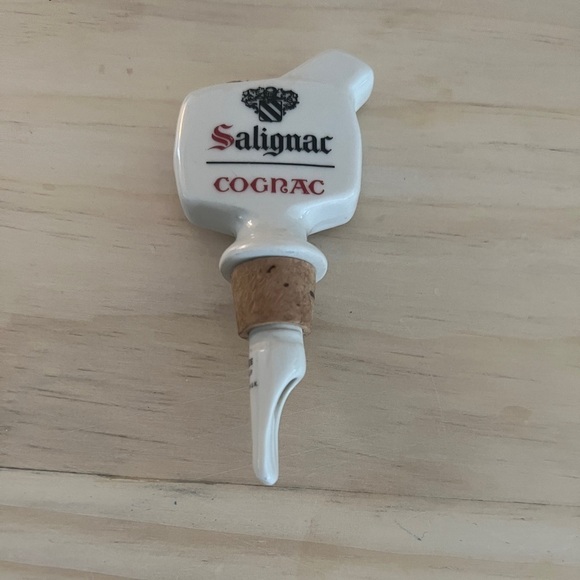 Vintage Ceramic Salignac Cofnac Optics Bottle Pourer made in UK Wade pottery - Picture 1 of 7